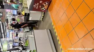 D0070 - Cashier On Duty Has to Pee