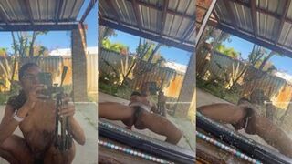 stickyandwet69 - PISSING on the mirror
