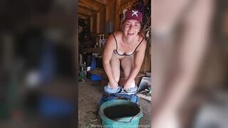 NaughtyRedFarmgirl - I don't know why I thought I could get it...