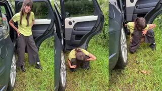 boatbunny - Une petit roadside pee. Very French, didn’t...