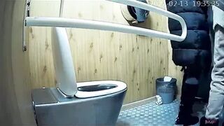 NewStreetToilet-351