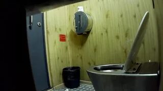 newstreettoilet-26