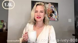 lana-ivey-808 - Hang out with me: Pee holding challenge...