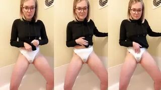 Caireen - Do you like seeing me pee through my little...