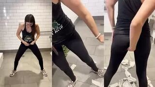 lillyvig - I wanted to get real nasty for you guys!! I wet...