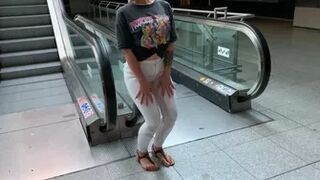Devil-Sophie - Wetting white jeans twice at the airport