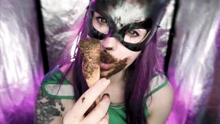 DirtyBetty - Fan with “unusual” ice cream