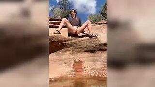 StephInSpace - Peeing On Rock
