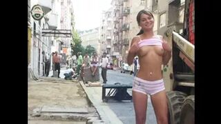 Extreme Public Piss Girls Veronika