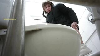 Shopping Centre Toilet 2022 (180K)