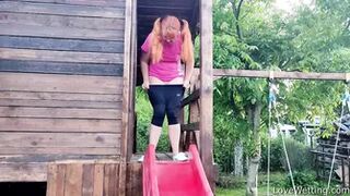 Snow White - Pissing scene