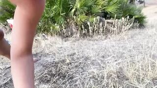 IviRoses - Naked hike barefoot desperate to pee