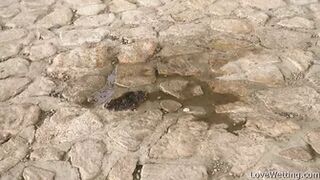 Aisha Bahadur - Pissing Scene