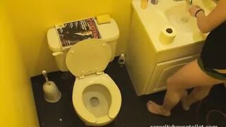 Sorority House Toilet 10