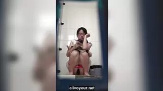 Toilet in the shopping centre 7