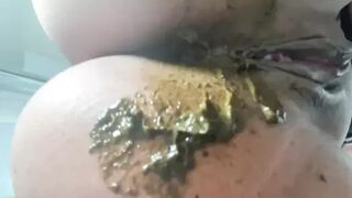 Brownsensations - Destroying restrooms VOL 1