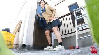 DLFF-589 05 Abdominal pain! Female students dash to the toilet and feces leaking inside panties