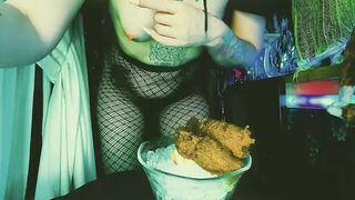 DirtyBetty - Mama poop on your ice cream