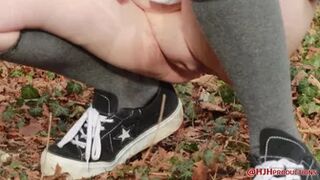 UK_Teen_Films - British Schoolgirl Pissing In The Woods