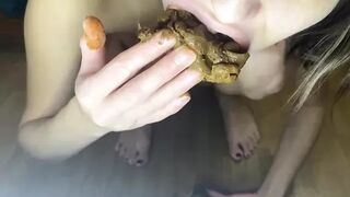 p00girl - Chewing shit and smearing the whole ass
