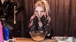 SlutOrgasma - Scat swallowing and puke show