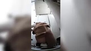 Mall_Toilet_3