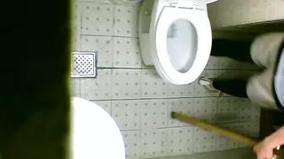 Voyeur Korean Toilet Pee Voyeur Spycam Korean Toilet Pee 9