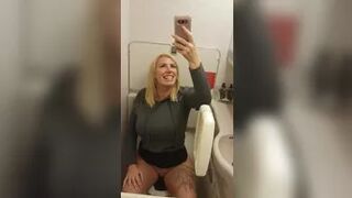 Yuffie Yulan - Mile high pissing club cant keep it in