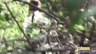 Sexy Coeds Find a Pee Spot