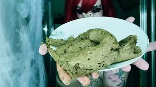DirtyBetty - Rhino disguises itself with shit