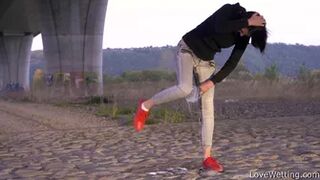 Laura Nellis - Soaked jeans