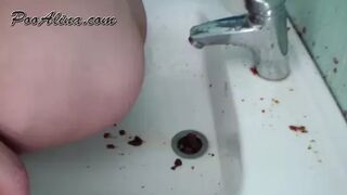 PooAlina - Very smelly enema from Alina
