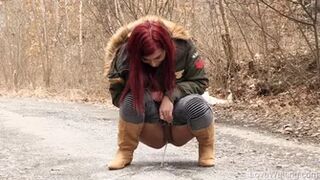 Jessica - Pissing Scene