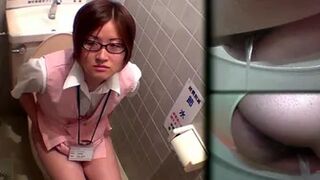 Pissing Fish 2