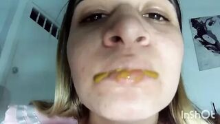 NataschaDirty - I masturbate smelling and tasting my poop