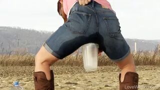 Bibi - Filling the jug