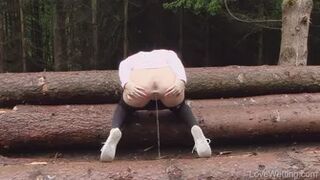 Morgan - Pissing scene