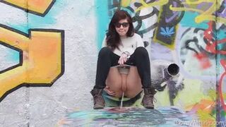 Rachel - Pissing Scene