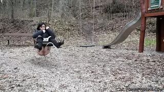 Annie - Swinging and peeing (034)