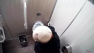 NewStreetToilet-325