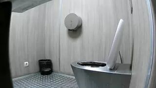 NewStreetToilet-278