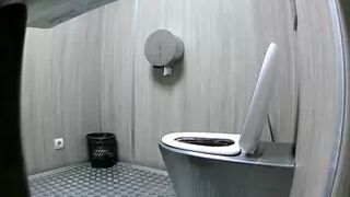 NewStreetToilet-281