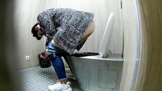 Publictoiletsl74 vol 805