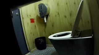 newstreettoilet-234