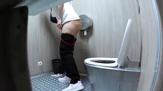 newstreettoilet-222