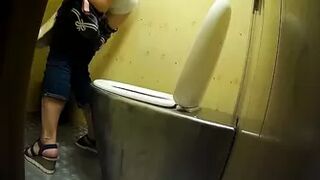 Publictoiletsl74 vol 617
