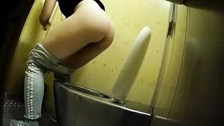 Publictoiletsl74 vol 616