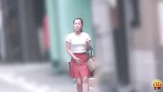 DLEE-183 03 It’s a woman’s secret outdoor public toilet