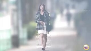 DLSL-502 05 Elegant women and high heels. Shitting and farting on Japanese style toilet