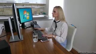 Katka Souckova - Phone call